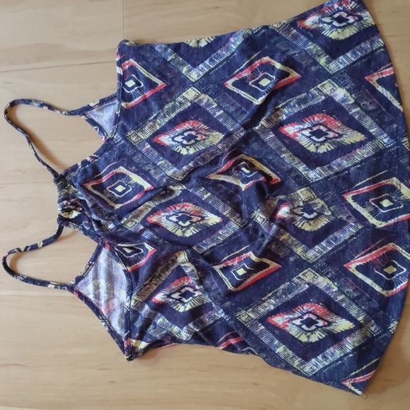 3 Lace Tank Tops: Aeropostale, H&M, xhilaration, S crochet racerback bundle set - Picture 13 of 16